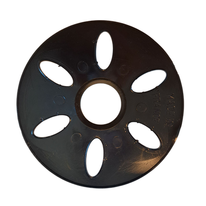 Cup saver i sort, som kører let på flagstangen